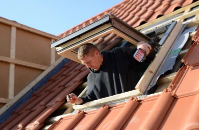 Pose de fenêtres de toit Velux à Bazien